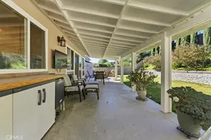 29159 Lotusgarden Dr, Canyon Country, CA 91387 - Photo 27