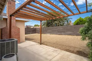 10457 Barnwall, Bellflower, CA 90706 - Photo 31