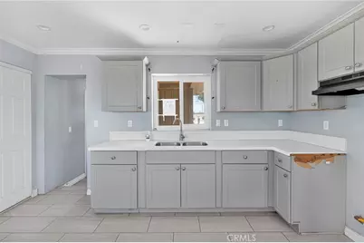 10912 Matilija, Apple Valley, CA 92308 - Photo 7