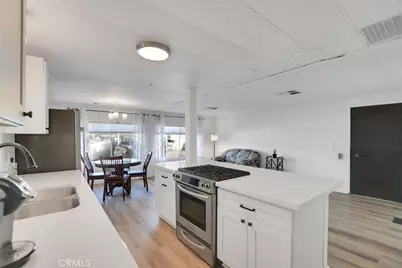 840 Foothill Boulevard #27, Azusa, CA 91702 - Photo 17