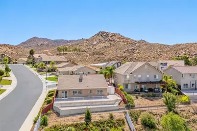 27698 Via Sol Arriva, Moreno Valley, CA 92555 - Photo 31