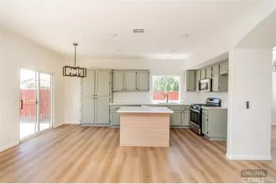 27698 Via Sol Arriva, Moreno Valley, CA 92555 - Photo 13