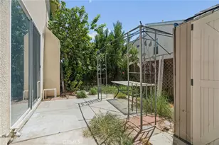 11379 Villa Del Sol, Pacoima, CA 91331 - Photo 37