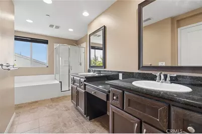 11379 Villa Del Sol, Pacoima, CA 91331 - Photo 23