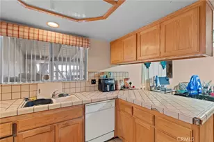 20971 Thunderbird Rd, Apple Valley, CA 92307 - Photo 23