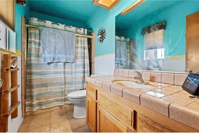 20971 Thunderbird Road, Apple Valley, CA 92307 - Photo 17