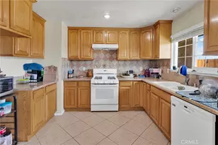 18907 Muskrat Ave, Adelanto, CA 92301 - Photo 11