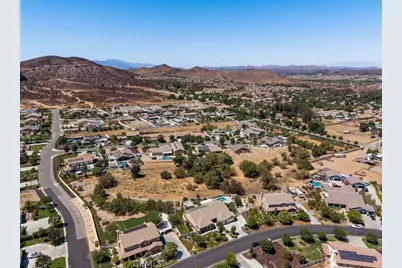 31645 Melvin Street, Menifee, CA 92584 - Photo 55
