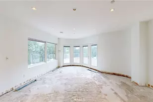 742 Greenridge Dr, La Canada Flintridge, CA 91011 - Photo 15