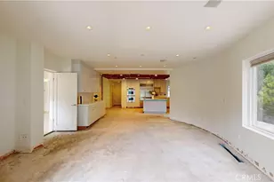 742 Greenridge Dr, La Canada Flintridge, CA 91011 - Photo 13