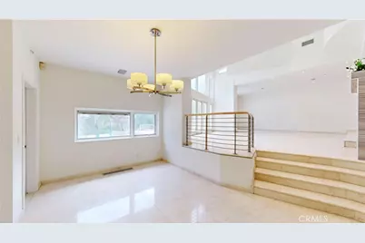 742 Greenridge Drive, La Canada Flintridge, CA 91011 - Photo 15