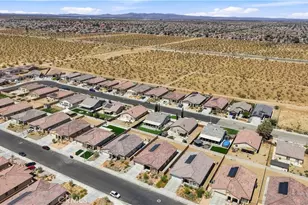 11824 Bobcat Hills Ln, Victorville, CA 92392 - Photo 41
