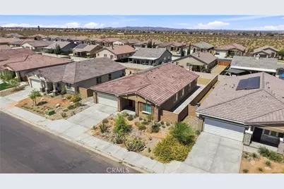 11824 Bobcat Hills Lane, Victorville, CA 92392 - Photo 47