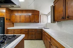 4115 W 61st, Los Angeles, CA 90043 - Photo 9