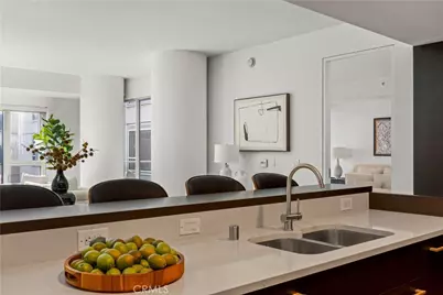 6250 Hollywood Blvd 8D, Los Angeles, CA 90028 - Photo 11