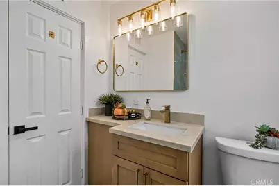 1774 W Niobe, Anaheim, CA 92804 - Photo 15