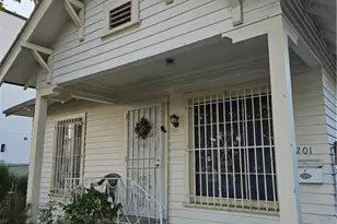 1201 Rolland Curtis, Los Angeles, CA 90037 - Photo 1