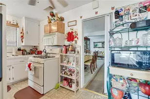 828 W 73rd, Los Angeles, CA 90044 - Photo 17