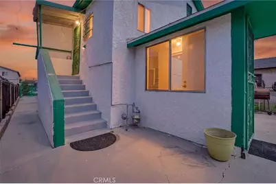 828 W 73rd, Los Angeles, CA 90044 - Photo 3