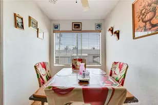 828 W 73rd, Los Angeles, CA 90044 - Photo 19