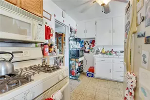828 W 73rd, Los Angeles, CA 90044 - Photo 15