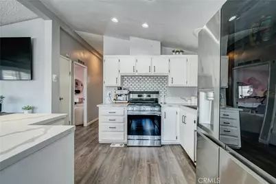 4080 Pedley Road #22, Jurupa, CA 92509 - Photo 23
