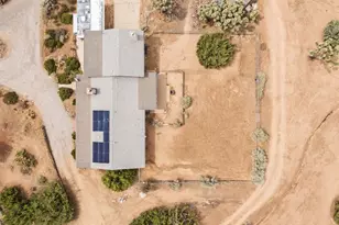 8757 Pacific, Phelan, CA 92371 - Photo 29