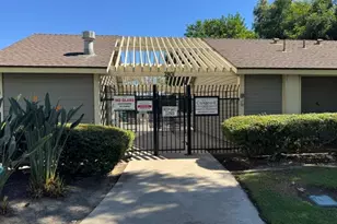 3639 Country Oaks Loop, Ontario, CA 91761 - Photo 33