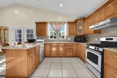 819 S S Olive Avenue, Alhambra, CA 91803 - Photo 15