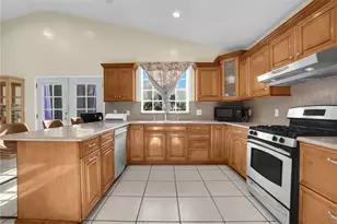 819 S Olive Ave, Alhambra, CA 91803 - Photo 15