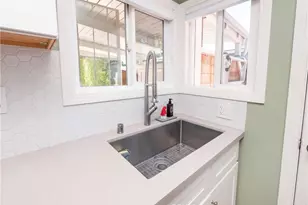 18527 Napa St, Northridge, CA 91324 - Photo 17