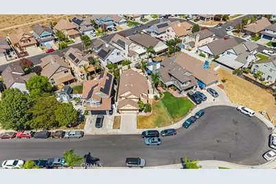 11479 Hideaway Lane, Fontana, CA 92337 - Photo 37