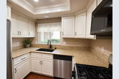 190 W Grove Street #2, Pomona, CA 91767 - Photo 3