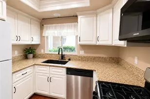 190 W Grove St, Pomona, CA 91767 - Photo 3