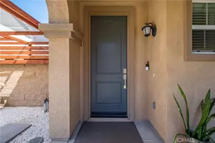 11984 Spartan, Fontana, CA 92337 - Photo 37