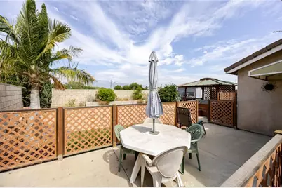 15332 Bolero, Fontana, CA 92337 - Photo 7