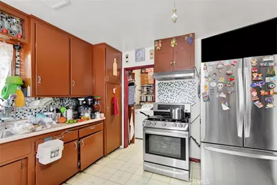 435 S McDonnell, Los Angeles, CA 90022 - Photo 5