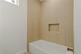 221 N Sunkist, West Covina, CA 91790 - Photo 19