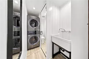 801 25th St, Santa Monica, CA 90403 - Photo 23