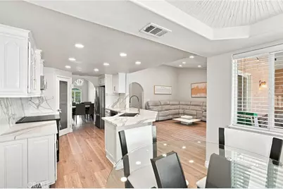 10245 Joshua, Oak Hills, CA 92344 - Photo 35