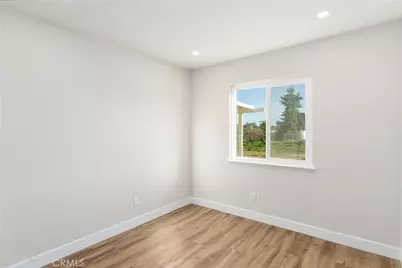 20265 Woodward, Perris, CA 92570 - Photo 9