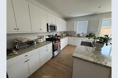 36612 Desert Tortoise Road, Murrieta, CA 92563 - Photo 11