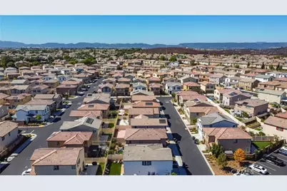 36612 Desert Tortoise Road, Murrieta, CA 92563 - Photo 29