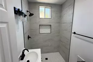 648 Mira Mar, Long Beach, CA 90814 - Photo 17