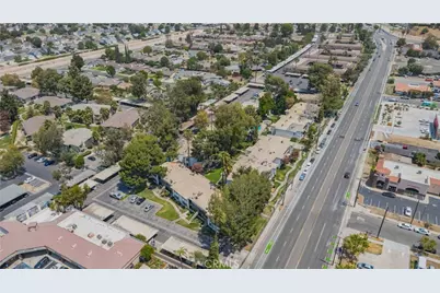 1735 E Washington Street #B-11, Colton, CA 92324 - Photo 5
