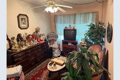 10404 Artesia Boulevard, Bellflower, CA 90706 - Photo 13
