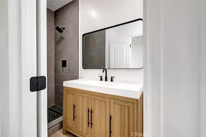 3515 S Norton, Los Angeles, CA 90018 - Photo 43