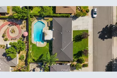 221 Phlox Avenue, Redlands, CA 92373 - Photo 39