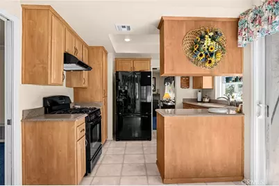 1218 Tamarisk, Upland, CA 91784 - Photo 15