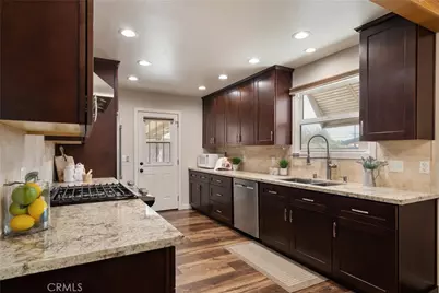 686 N Ukiah Way, Upland, CA 91786 - Photo 9
